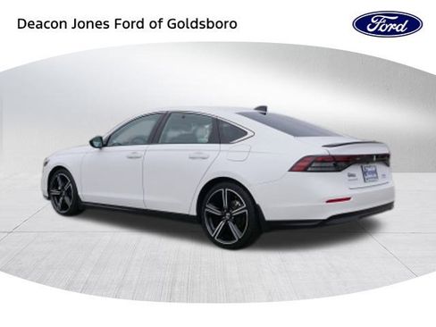 Used 2023 Honda Accord Sport image 5