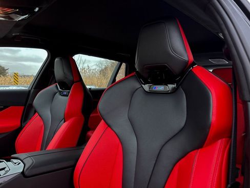 New 2026 BMW M5 Touring w/ Executive Package image 15