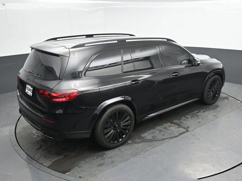 Used 2024 Mercedes-Benz Maybach GLS 600 4MATIC image 36
