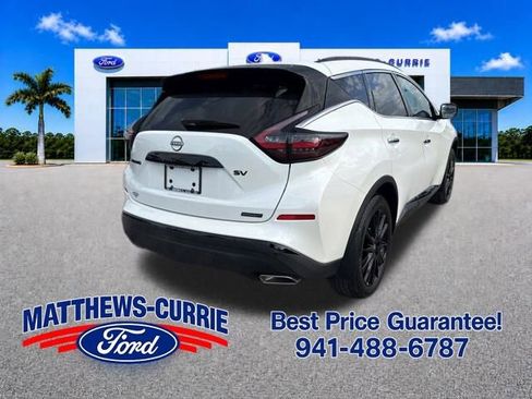 Used 2024 Nissan Murano SV w/ SV Midnight Edition Package FWD image 4