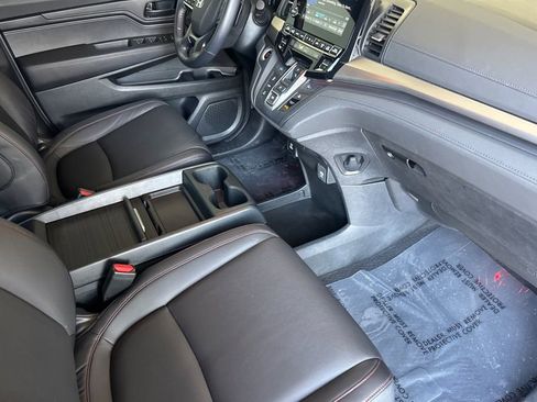 Certified 2024 Honda Odyssey Sport image 20