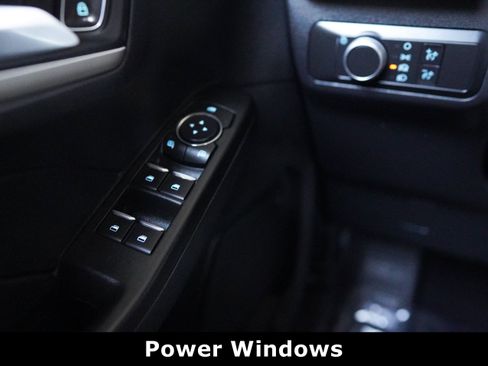 Used 2021 Ford Escape SE w/ Cold Weather Package image 30