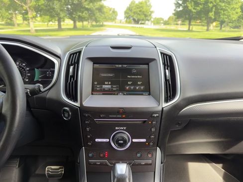 Used 2015 Ford Edge Sport w/ Equipment Group 401A AWD/4WD image 11