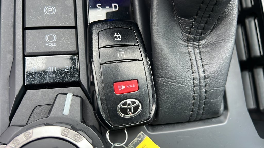 Certified 2025 Toyota Tacoma TRD Sport AWD/4WD image 22