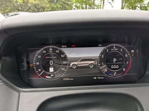 Used 2019 Land Rover Range Rover Velar R-Dynamic SE image 17