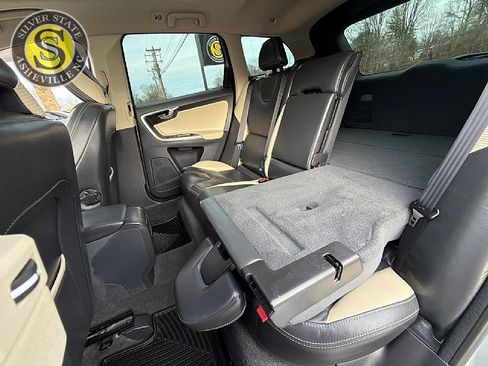 Used 2012 Volvo XC60 T6 R-Design image 13