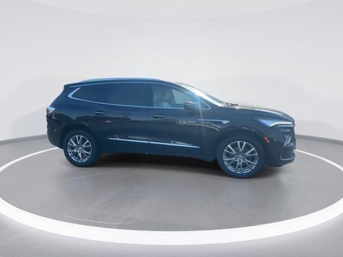 Used 2023 Buick Enclave Essence w/ Experience Buick Package image 10