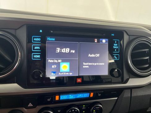 Used 2018 Toyota Tacoma Limited AWD/4WD image 66