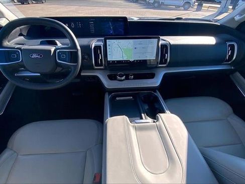 Certified 2025 Ford Expedition Max Active image 15