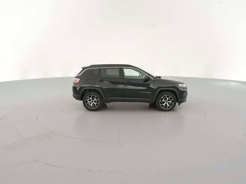 New 2026 Jeep Compass Limited image 14
