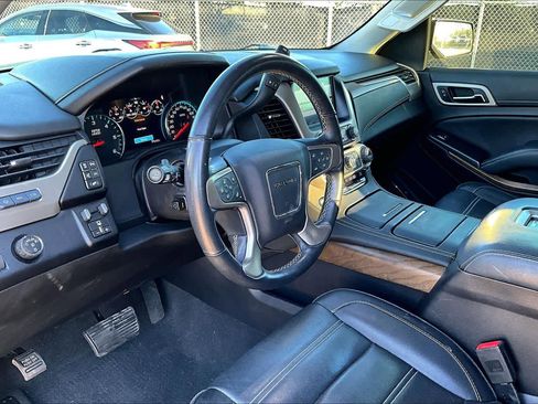 Used 2020 GMC Yukon Denali w/ Denali Ultimate Package image 17