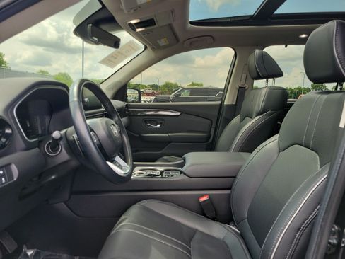 Used 2024 Honda Pilot Elite image 15