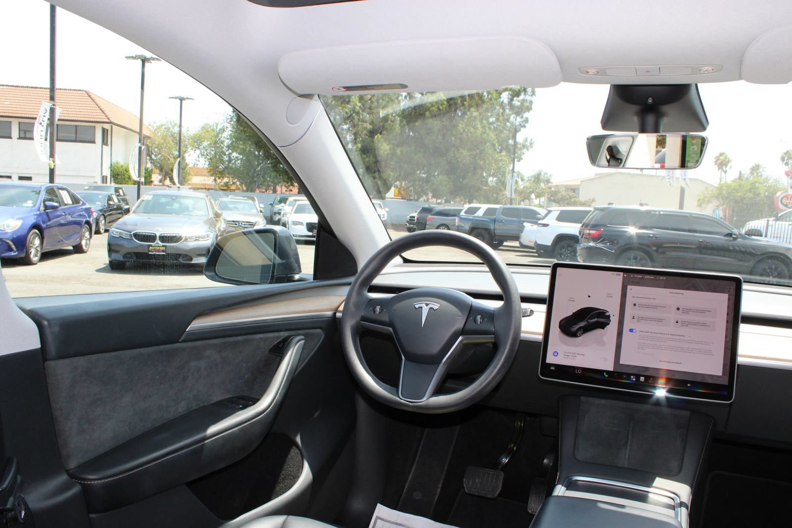Used 2023 Tesla Model Y Long Range AWD/4WD image 21
