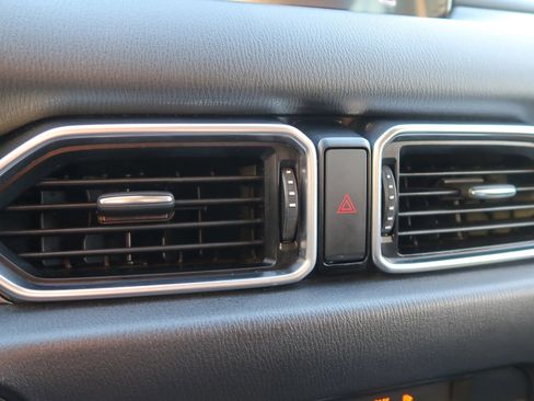 Used 2018 MAZDA CX-5 Sport image 33