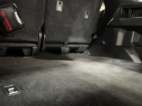 Used 2025 Toyota 4Runner TRD Off-Road image 6