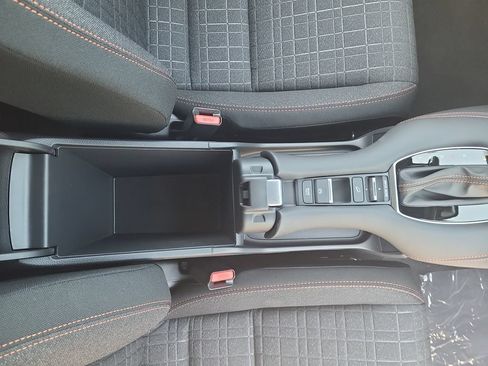Used 2027 Honda HR-V Sport image 26