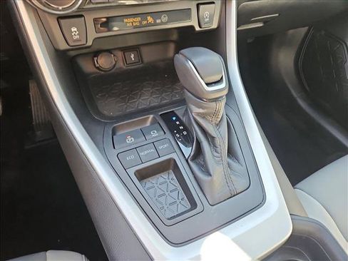 Used 2021 Toyota RAV4 XLE Premium w/ Carpet Mat Package (TMS) image 18