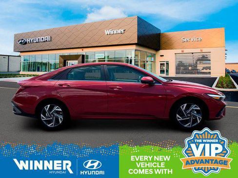 New 2025 Hyundai Elantra Limited image 10