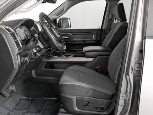 Used 2019 RAM 3500 Big Horn AWD/4WD image 16