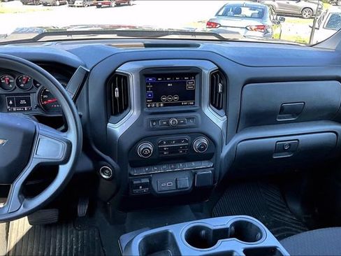 Used 2024 Chevrolet Silverado 2500 Custom w/ Custom Value Package AWD/4WD image 4