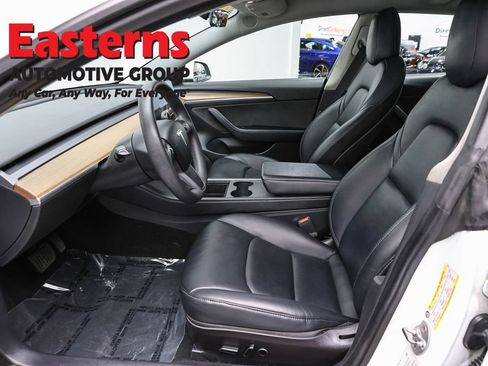 Used 2022 Tesla Model 3 Long Range AWD/4WD image 13