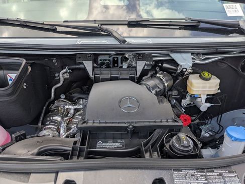 New 2026 Mercedes-Benz Sprinter 2500 image 9