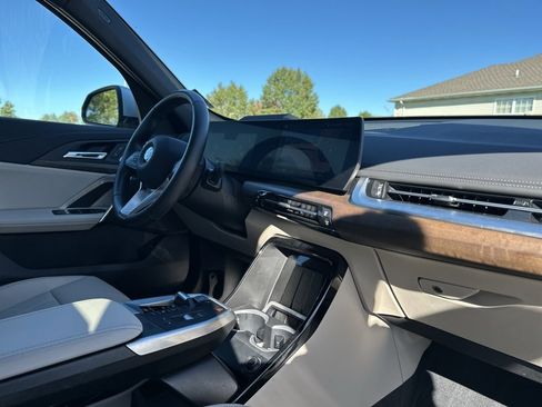 Used 2023 BMW X1 xDrive28i w/ Premium Package image 28