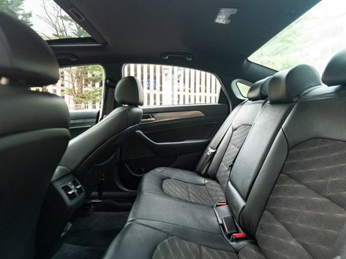 Used 2019 Hyundai Sonata Sport w/ Tech Package 03 FWD image 22