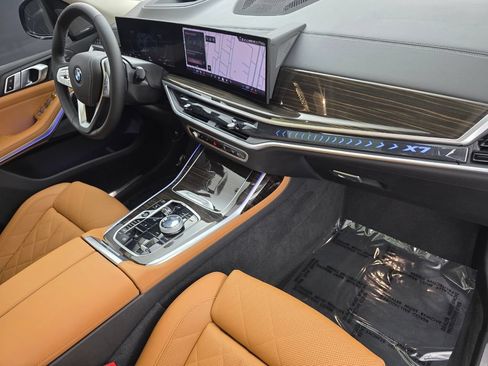 Certified 2024 BMW X7 xDrive40i AWD/4WD image 27