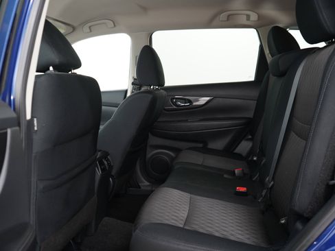 Used 2019 Nissan Rogue SV AWD/4WD image 19