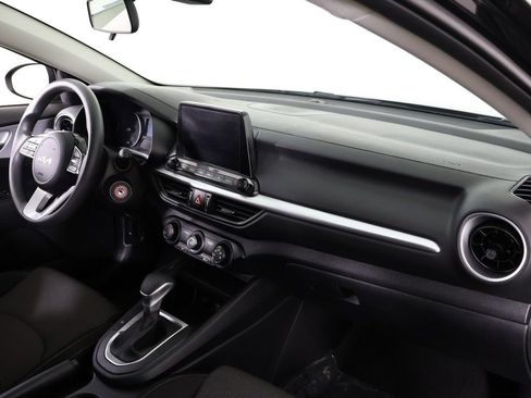 Used 2024 Kia Forte LXS w/ LXS Technology Package FWD image 26