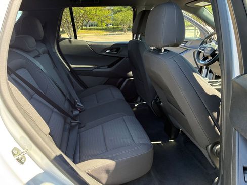 Used 2025 Chevrolet Equinox LT image 26