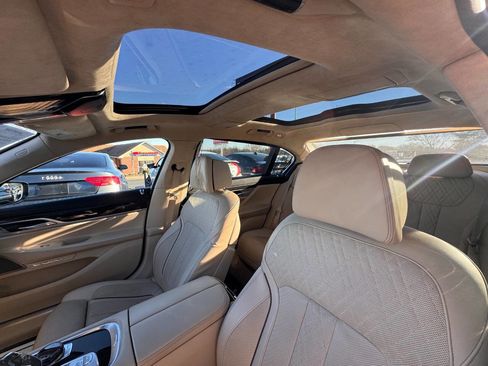 Used 2016 BMW 750i xDrive image 27
