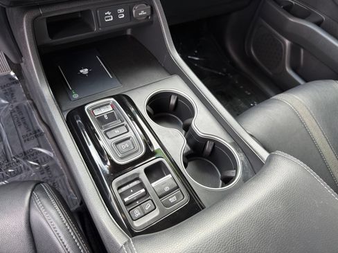 Used 2024 Honda Pilot Touring image 24