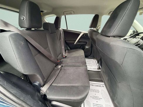 Used 2017 Toyota RAV4 LE AWD/4WD image 22