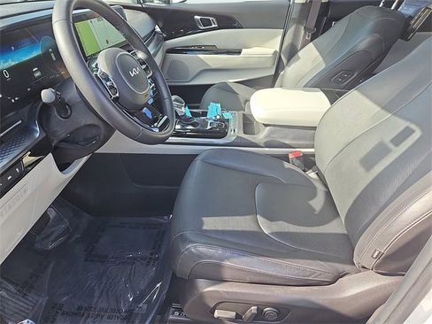 Certified 2024 Kia Carnival SX Prestige image 35