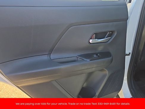 New 2026 Nissan Kicks SR w/ SR Premium Package AWD/4WD image 32