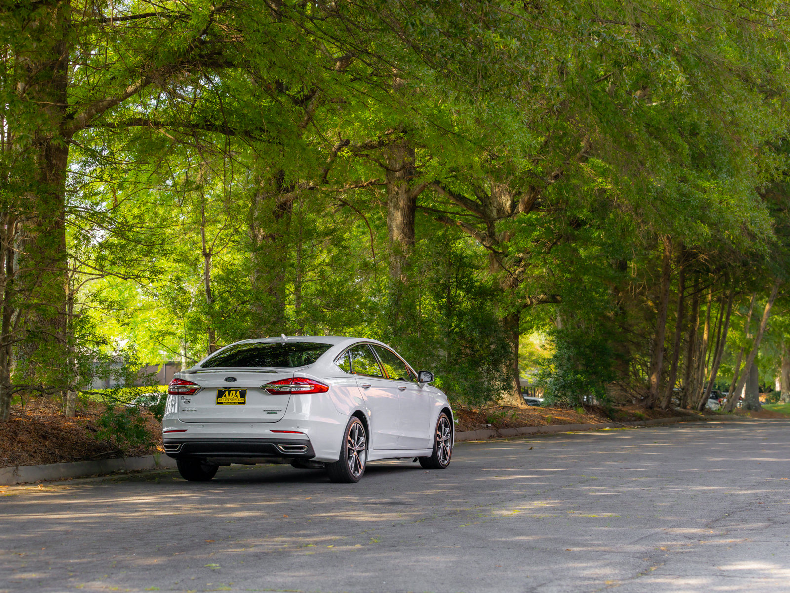 Used 2020 Ford Fusion Titanium FWD image 39