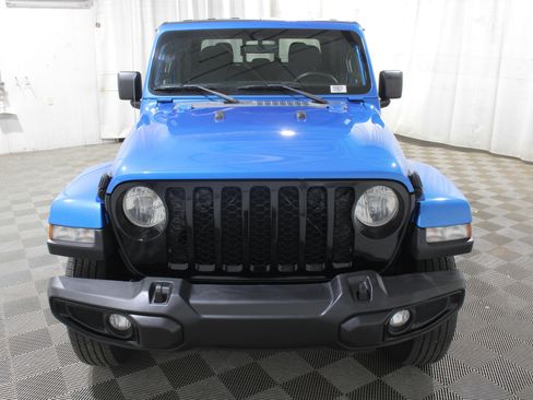 Used 2022 Jeep Gladiator Sport image 28
