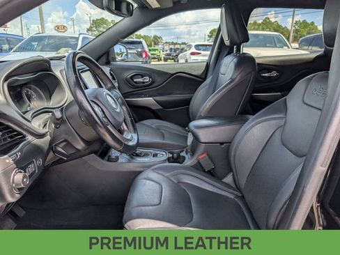 Used 2019 Jeep Cherokee High Altitude AWD/4WD image 16
