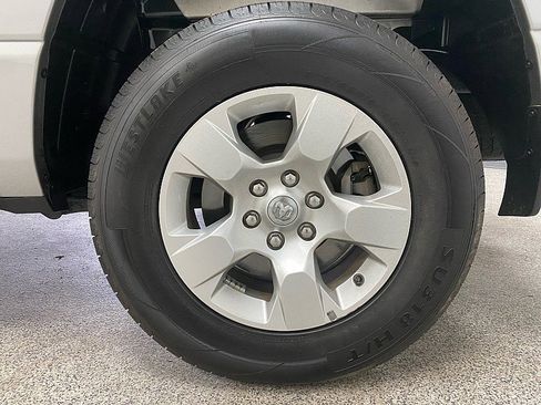 Used 2019 RAM 1500 Big Horn image 23