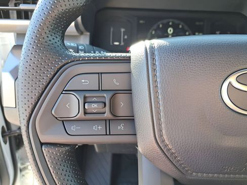 New 2026 Toyota Tacoma SR5 AWD/4WD image 18