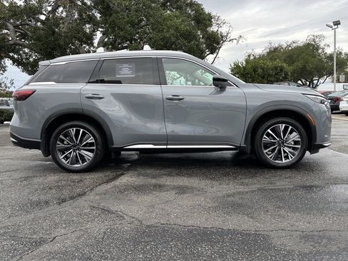 Certified 2026 INFINITI QX60 Luxe w/ Cargo Package image 2