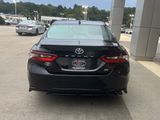 Used 2023 Toyota Camry SE image 3