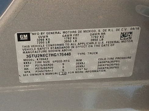 Used 2017 GMC Sierra 1500 SLT w/ SLT Premium Package image 28