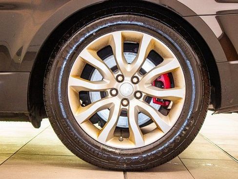 Used 2016 Land Rover Range Rover Sport Supercharged image 9