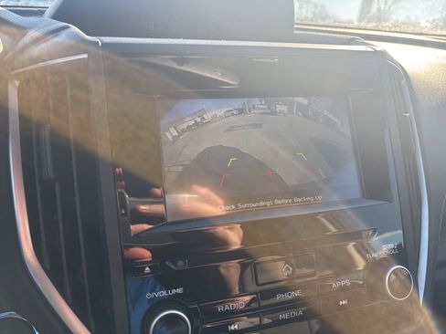 Certified 2022 Subaru Crosstrek 2.0i Premium w/ Moonroof Package image 9