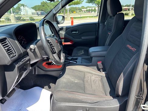 Used 2023 Nissan Frontier PRO-4X w/ Pro Convenience Package AWD/4WD image 33