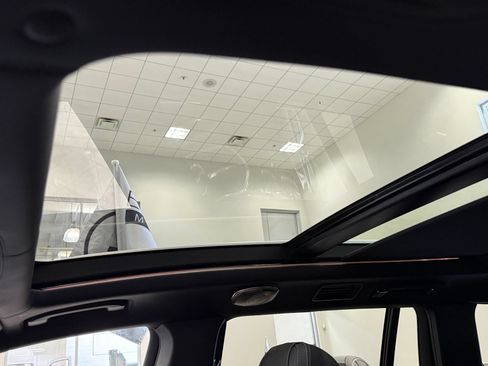 Used 2026 Mercedes-Benz Maybach GLS 600 4MATIC image 16