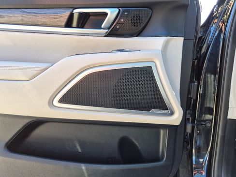 Used 2020 Kia Telluride SX w/ SX Prestige Package AWD/4WD image 15
